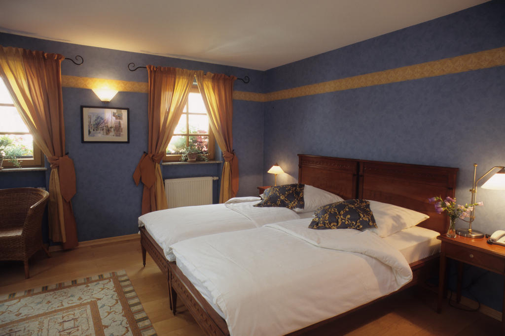 Landhotel Kallstadt Room photo